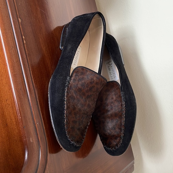 Italian Fur-Trimmed Leather Loafers - Picture 2 of 5